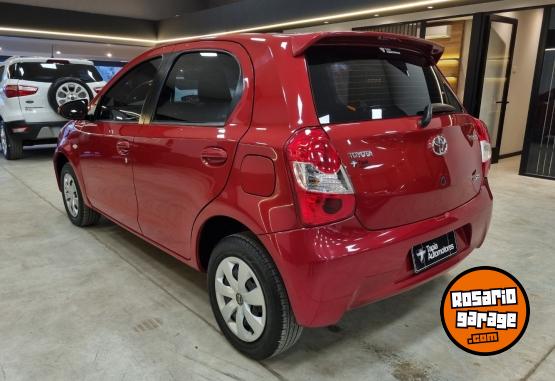 Autos - Toyota ETIOS XS 1.5L 5P 2015 Nafta 128000Km - En Venta