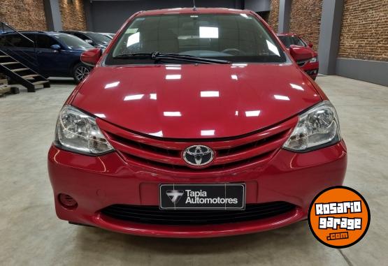 Autos - Toyota ETIOS XS 1.5L 5P 2015 Nafta 128000Km - En Venta