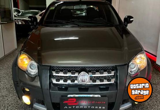 Utilitarios - Fiat STRADA ADVENTURE 2012 GNC 112000Km - En Venta