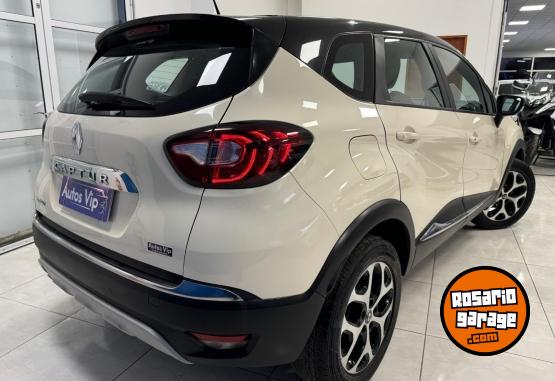 Autos - Renault CAPTUR INTENS 1.6 NISSAN 2018 GNC 93000Km - En Venta