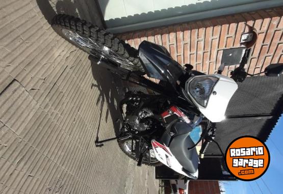 Motos - Motomel Skua 250 2023 Nafta 6650Km - En Venta