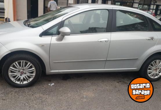 Autos - Fiat LINEA 1.9 16V ESSENCE 2009 GNC 165000Km - En Venta