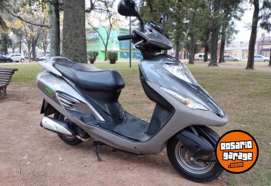 Motos - Honda Elite 125 cc. 2012 Nafta 22000Km - En Venta