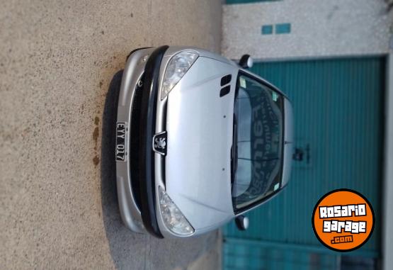 Autos - Peugeot 206 2005 Diesel 205000Km - En Venta