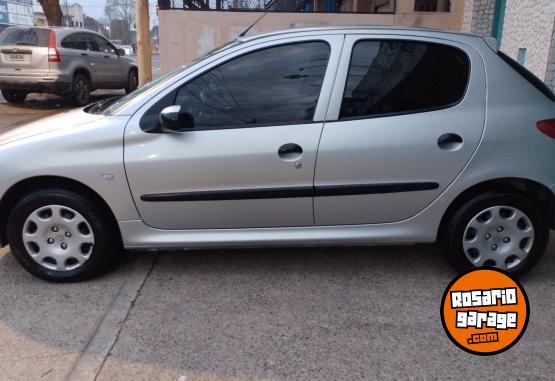 Autos - Peugeot 206 2005 Diesel 205000Km - En Venta