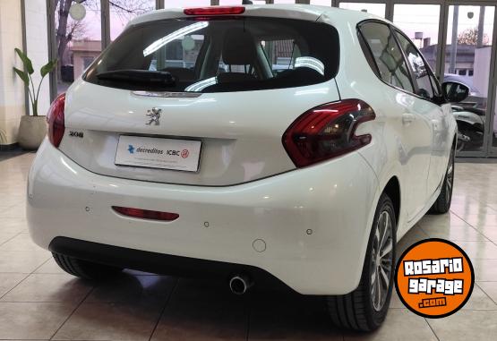 Autos - Peugeot 208 ALLURE 2017 2017 Nafta 65156Km - En Venta