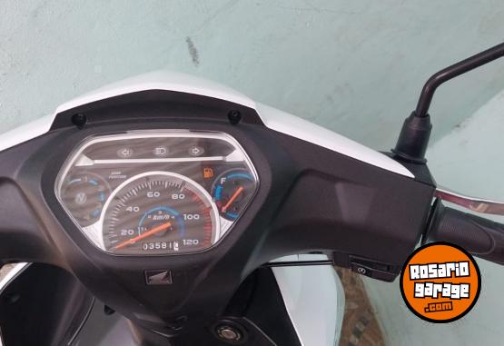 Motos - Honda Wave s 2023 Nafta 3500Km - En Venta