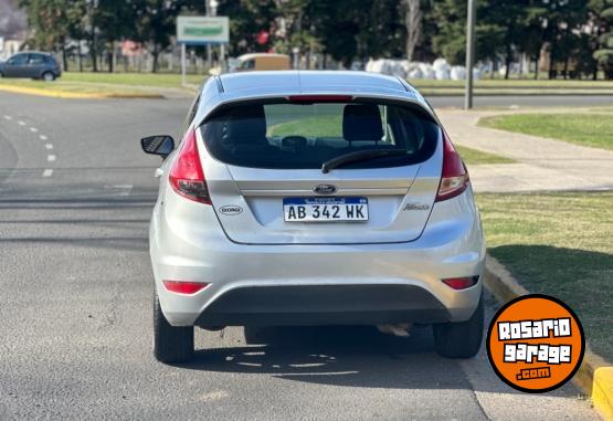 Autos - Ford Fiesta 2017 Nafta 83000Km - En Venta