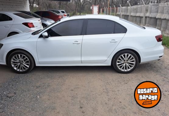 Autos - Volkswagen Vento 1.4T Highline DSG 2018 Nafta 121000Km - En Venta