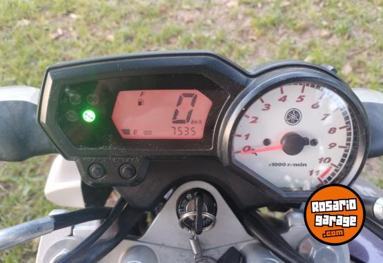 Motos - Yamaha Fazer 2018 Nafta 7600Km - En Venta