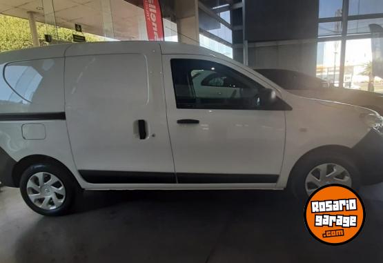 Utilitarios - Renault Express Comfort 1.6 SCE 2023 Nafta 190Km - En Venta