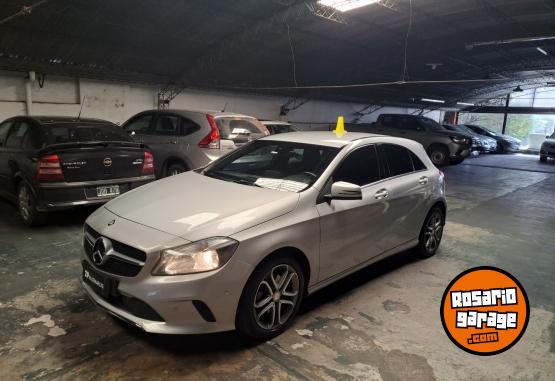 Autos - Mercedes Benz A200 2016 Nafta 140000Km - En Venta