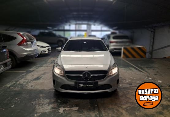 Autos - Mercedes Benz A200 2016 Nafta 140000Km - En Venta