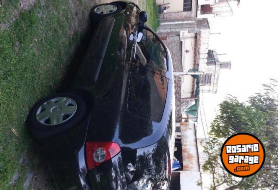 Autos - Renault clio 2010 Nafta 127000Km - En Venta