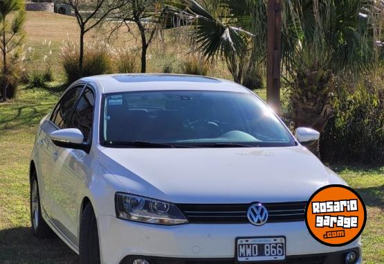 Autos - Volkswagen Vento 2012 Nafta 83000Km - En Venta