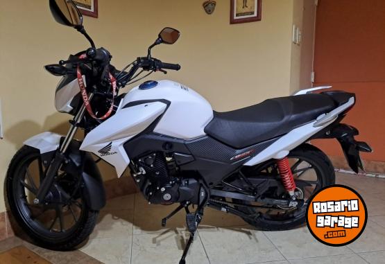 Motos - Honda TWISTER 125 2020 Nafta 2300Km - En Venta