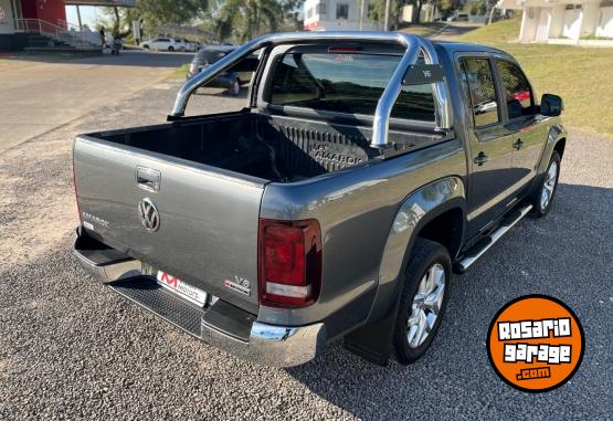 Camionetas - Volkswagen AMAROK V6 HIGHLINE 2022 Diesel 10000Km - En Venta