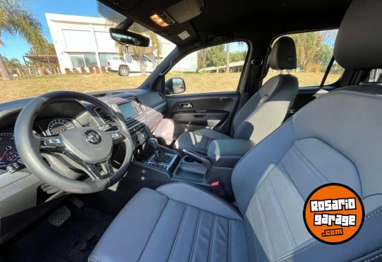 Camionetas - Volkswagen AMAROK V6 HIGHLINE 2022 Diesel 10000Km - En Venta