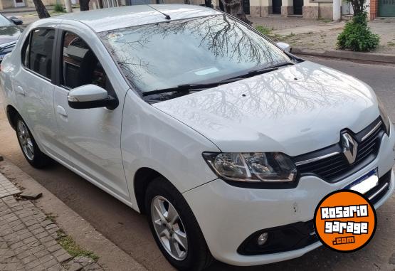 Autos - Renault Logan 2017 GNC 148000Km - En Venta