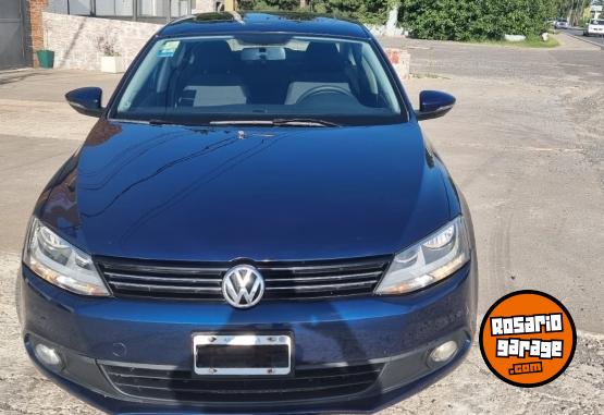 Autos - Volkswagen Vento 2011 Nafta 142293Km - En Venta