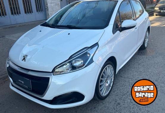 Autos - Peugeot 208 2018 Nafta 70000Km - En Venta