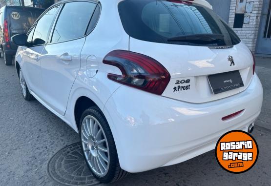 Autos - Peugeot 208 2018 Nafta 70000Km - En Venta