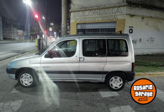 Utilitarios - Peugeot Patagonica 2009 Diesel 300000Km - En Venta