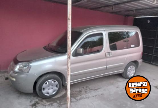 Utilitarios - Citroen berlingo multi space 2013 GNC 209000Km - En Venta