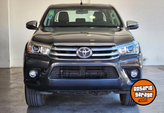 Camionetas - Toyota Hilux SRX 2.8 TDI 2018 Diesel 90000Km - En Venta