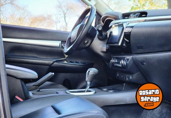 Camionetas - Toyota Hilux SRX 2.8 TDI 2018 Diesel 90000Km - En Venta