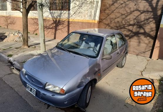 Autos - Ford Fiesta LX 1999 Nafta 128000Km - En Venta