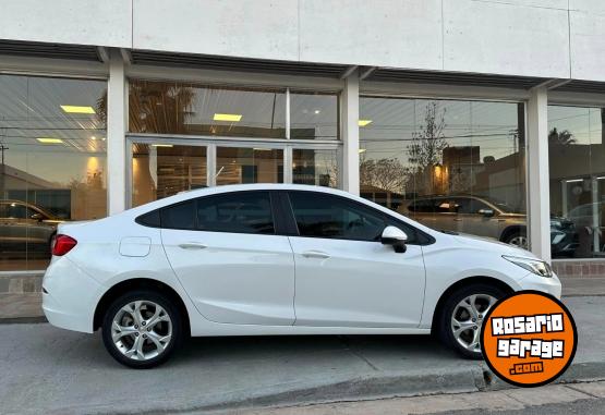 Autos - Chevrolet CRUZE 4 PTAS 1.4 TURBO LT 2021 Nafta 41000Km - En Venta