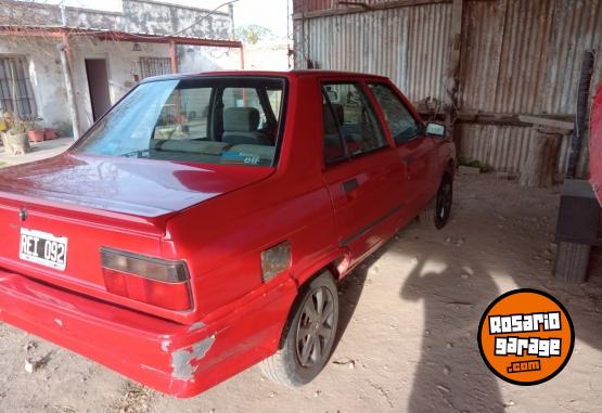 Autos - Renault 9 1994 Nafta 260000Km - En Venta