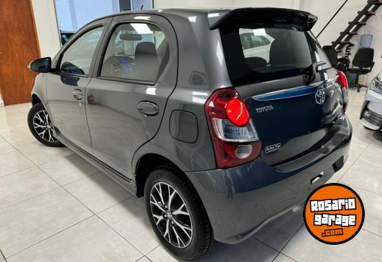 Autos - Toyota ETIOS XLS PACK 2024 Nafta 0Km - En Venta