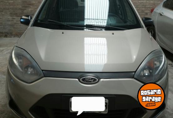 Autos - Ford Fiesta Ambiente plus mp3 2012 GNC 200000Km - En Venta