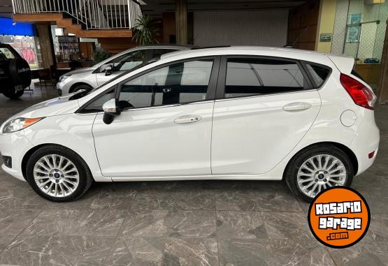 Autos - Ford Fiesta Kinetik golf vento 2014 Nafta 160000Km - En Venta