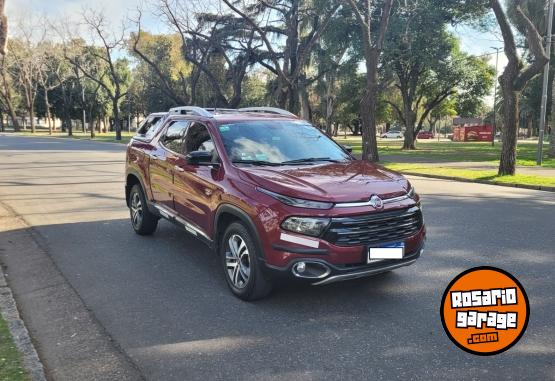 Camionetas - Fiat TORO VOLCANO 2017 Diesel 49000Km - En Venta