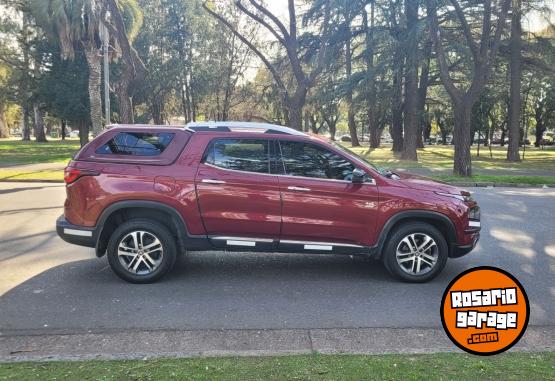 Camionetas - Fiat TORO VOLCANO 2017 Diesel 49000Km - En Venta