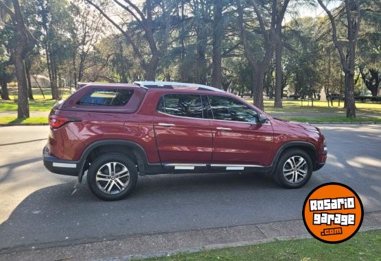 Camionetas - Fiat TORO VOLCANO 2017 Diesel 49000Km - En Venta