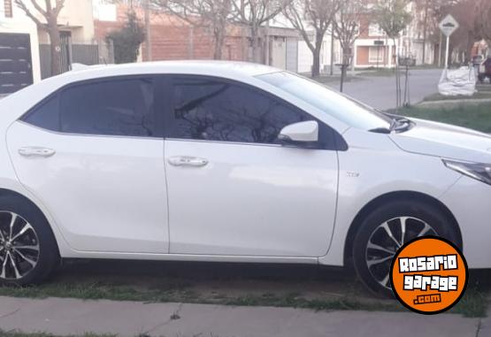 Autos - Toyota Corolla SEG cvt 2019 Nafta 57000Km - En Venta