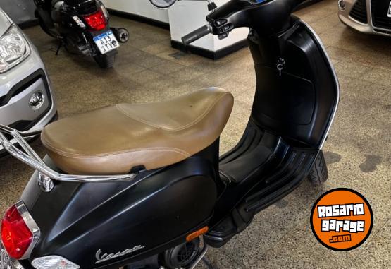 Motos - Vespa VXL 150 2018 Nafta 5000Km - En Venta