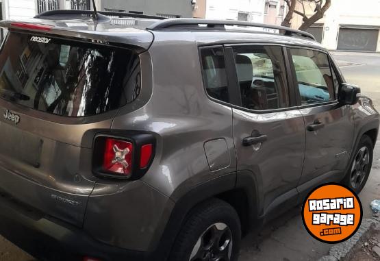 Camionetas - Jeep Renegade sport 1.8 A 2017 Nafta 54000Km - En Venta