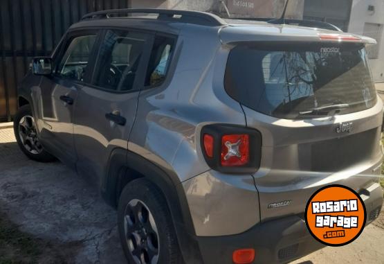 Camionetas - Jeep Renegade sport 1.8 A 2017 Nafta 54000Km - En Venta