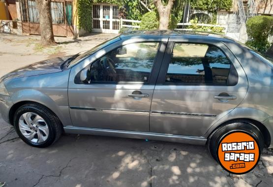 Autos - Fiat Siena Atractive 1.4 2011 Nafta 175000Km - En Venta