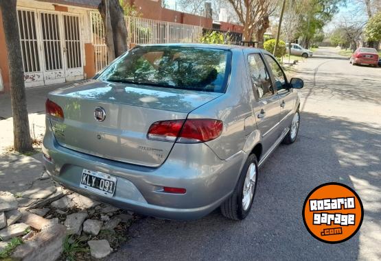 Autos - Fiat Siena Atractive 1.4 2011 Nafta 175000Km - En Venta