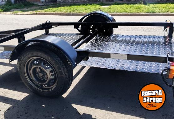 Accesorios para Autos - Trailer bajo basculante - Marca Socam - En Venta