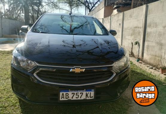 Autos - Chevrolet Onix lt 2017 Nafta 88900Km - En Venta