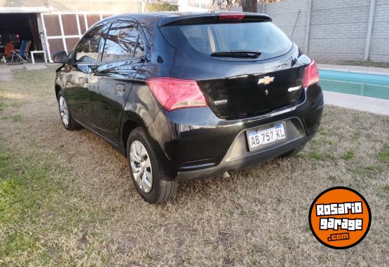 Autos - Chevrolet Onix lt 2017 Nafta 88900Km - En Venta