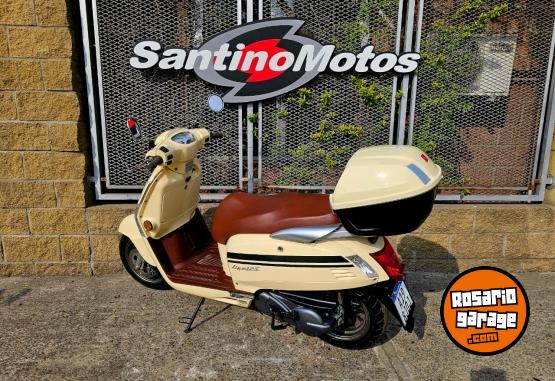 Motos - Kymco LIKE 125 2023 Nafta 2933Km - En Venta