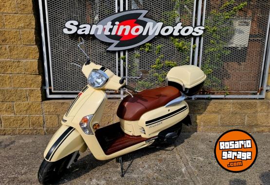 Motos - Kymco LIKE 125 2023 Nafta 2933Km - En Venta